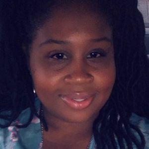 Meet your Posher, Cyntera